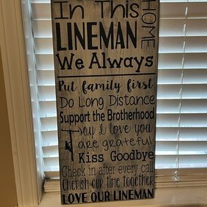 Lineman house sign